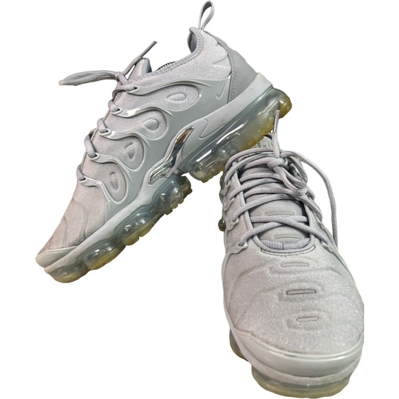 Nike Air Vapormax Plus Wolf Grey Dark Grey 924453-005 Size 10 main image 4